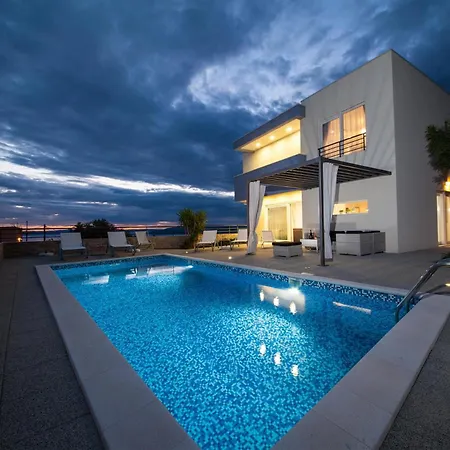 Holiday home Vacation Geminus